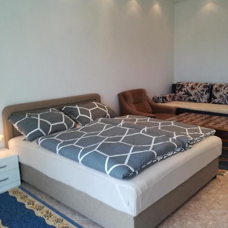 Hotel Prenociste Orhideja Odžak Esterno foto