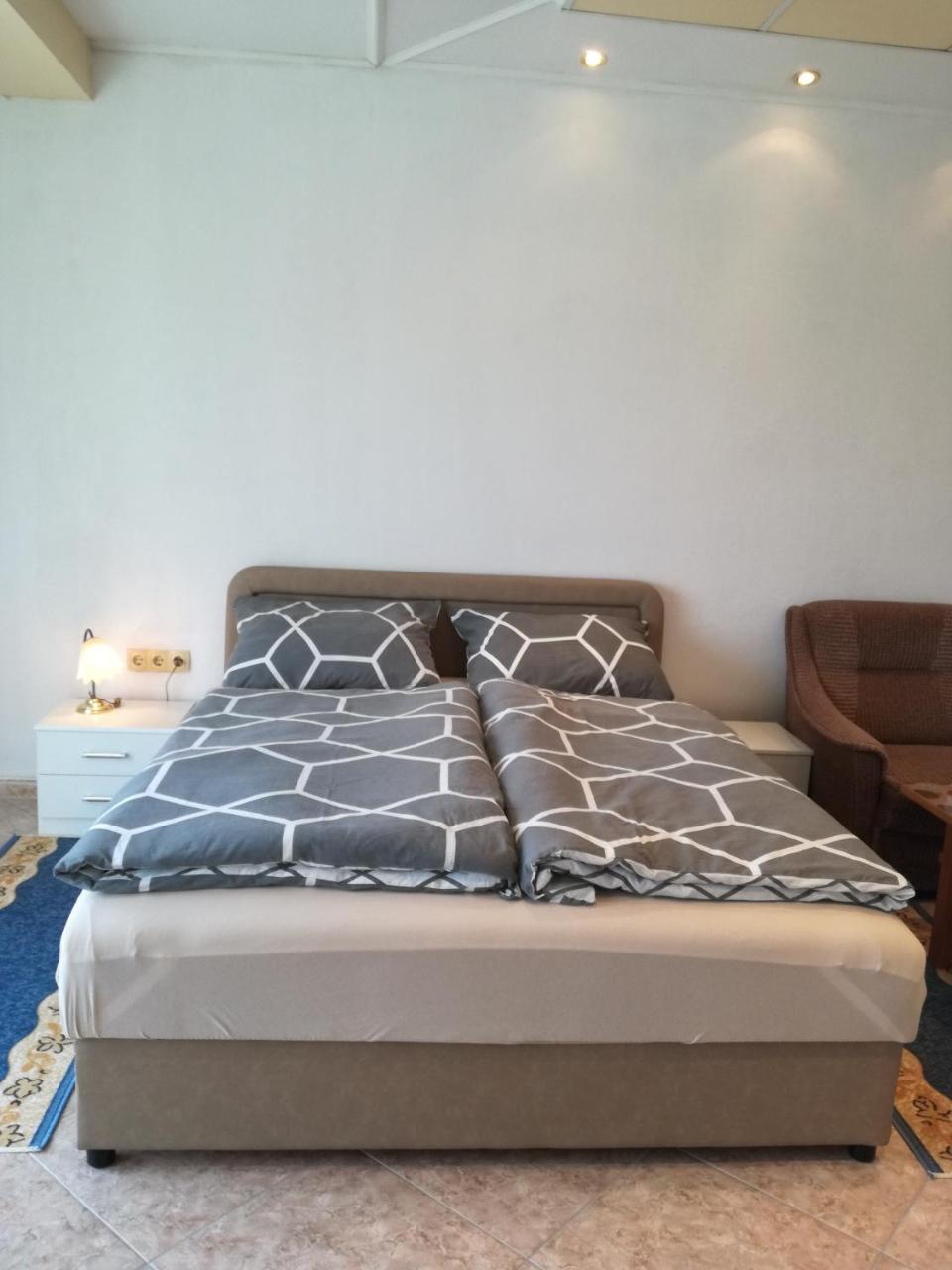 Hotel Prenociste Orhideja Odžak Esterno foto
